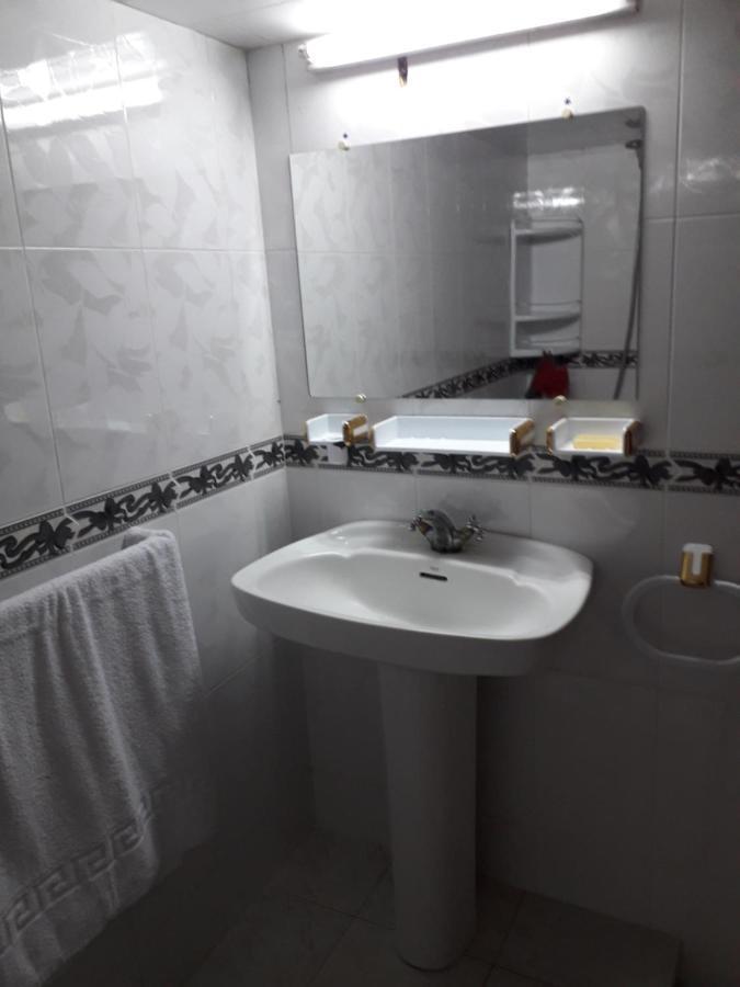 Appartement Moderne 3 Chambres Fez Exterior foto